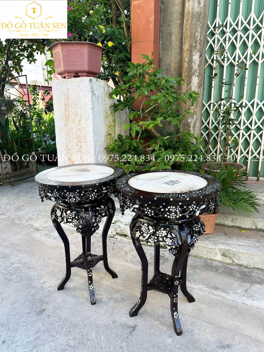 Hình ảnh Đôn váy mai gỗ gụ Vo1